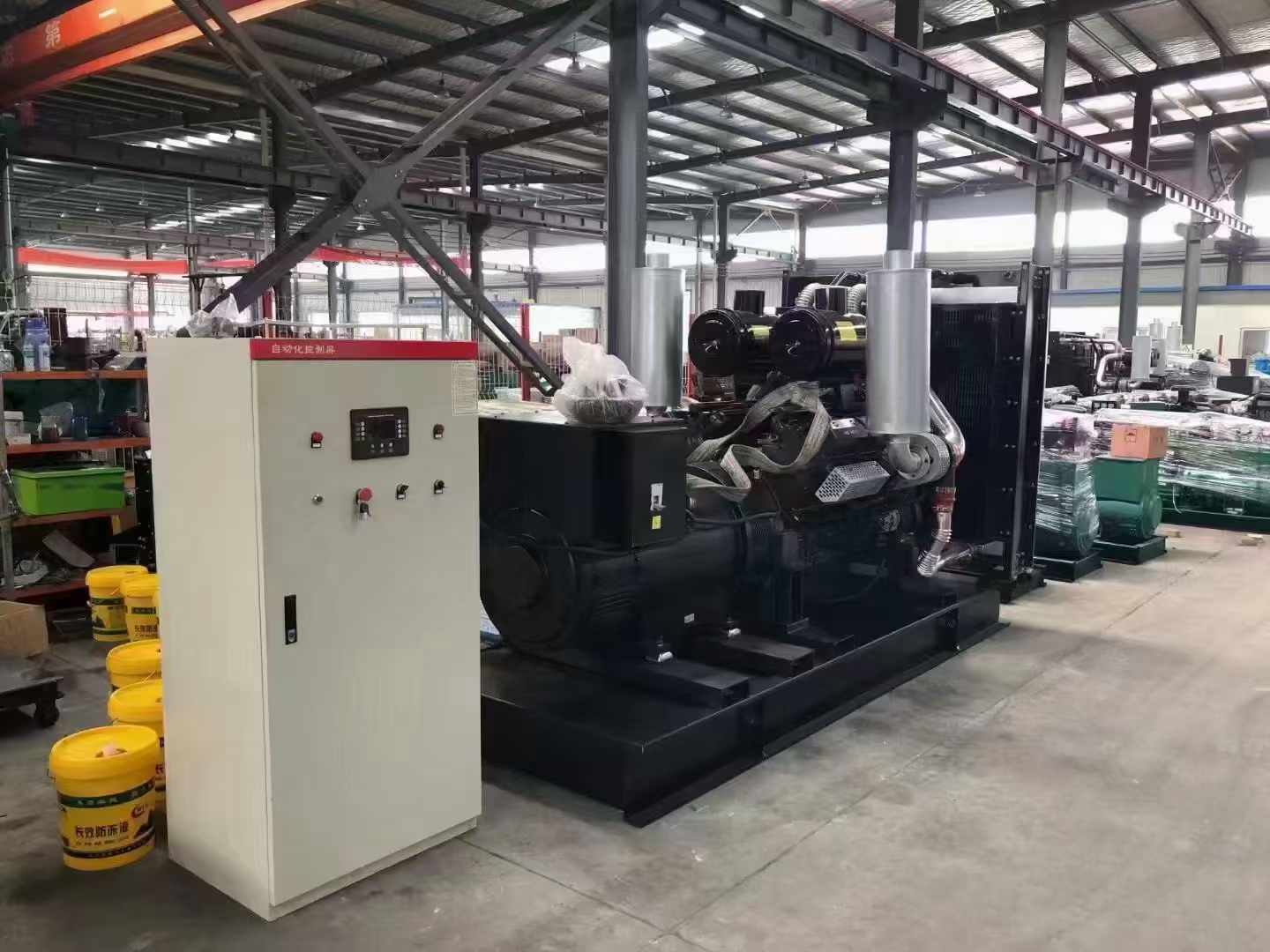 临沭柴油发电机运行时的噪音和振动水平如何?